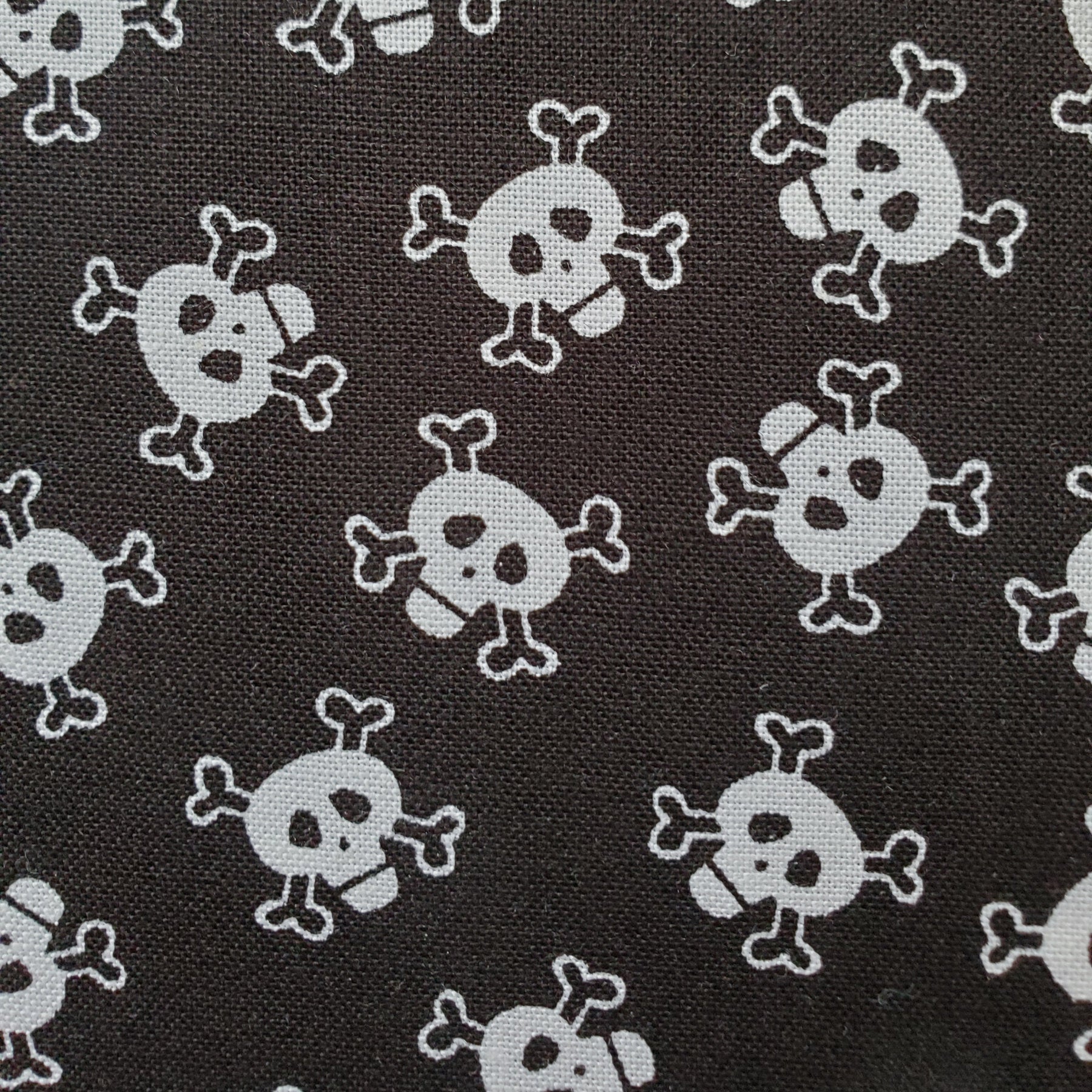 Black and White Skull Scrunchie