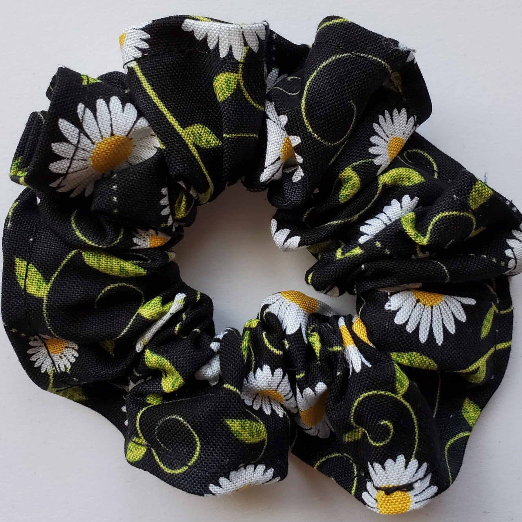 Daisy Days Scrunchie